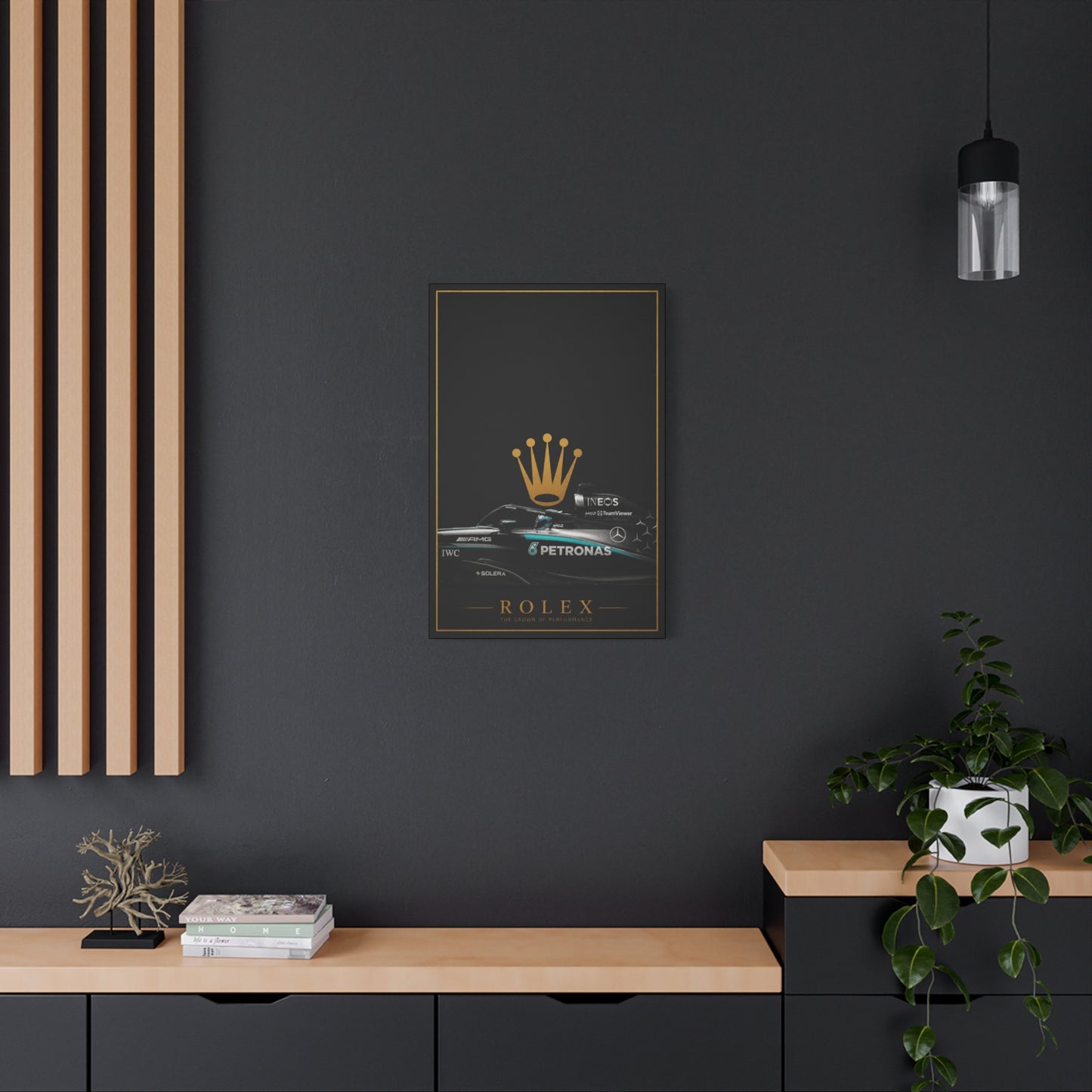 Racing Crown Canvas